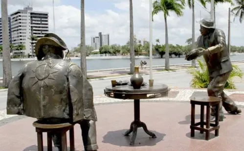 
				
					Campina Grande: conheça a história dos monumentos da cidade que completa 161 anos
				
				