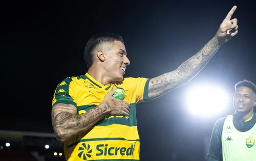 
				
					Carlos Alberto deve ser emprestado pelo Sport na temporada de 2026
				
				