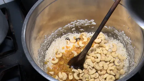 
				
					Ceia vegana: opção ganha espaço no Natal para quem busca alternativas aos pratos tradicionais
				
				