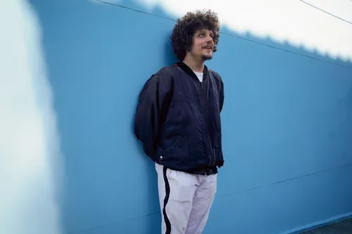 
				
					Chico Chico anuncia shows em João Pessoa e Campina Grande
				
				