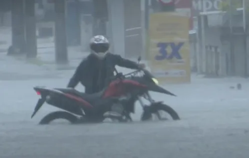 
				
					Chuva em João Pessoa é uma das maiores registradas em 40 anos
				
				