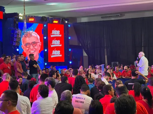 
				
					Cícero Lucena volta oficialmente ao MDB para disputar o governo da Paraíba; VEJA FOTOS
				
				