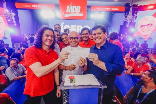 
				
					Cícero Lucena volta oficialmente ao MDB para disputar o governo da Paraíba; VEJA FOTOS
				
				