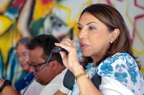 
				
					Cida Ramos assume presidência do PT da Paraíba no dia 13 de setembro
				
				