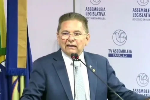 
				
					Quanto mais Galdino fala sobre o PT, menos ele se aproxima do partido; veja vídeo
				
				