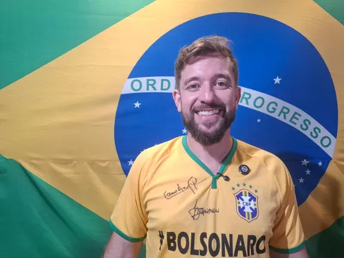 
				
					Com Flávio Bolsonaro, Efraim é oficializado no PL para disputa ao governo da Paraíba: VEJA FOTOS
				
				