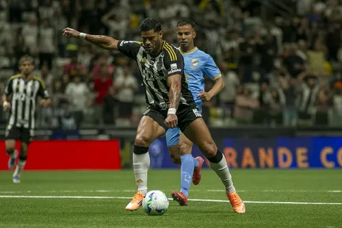 
				
					Com Hulk titular, Atlético-MG vence Bolívar e vai à semifinal da Sul-Americana
				
				