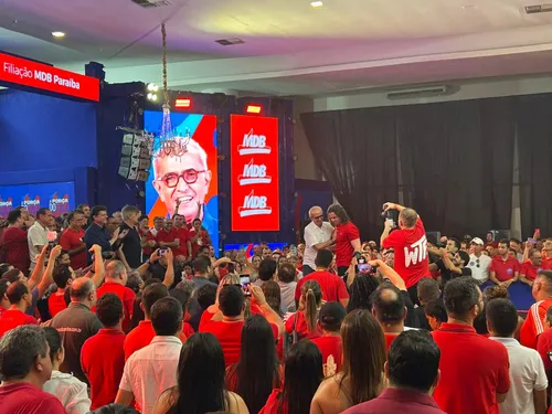 
				
					Com Veneziano, Ronaldinho e vídeo de Romero, Cícero busca unir forças de João Pessoa e Campina
				
				