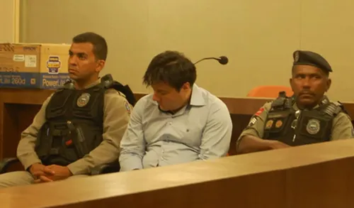 
				
					Condenado pela morte da defensora Fátima Lopes aparece em esquema da 'Máfia dos Concursos'
				
				