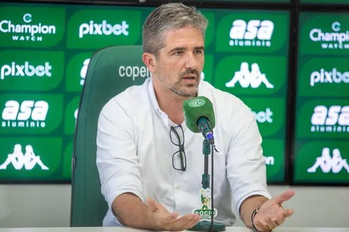 
				
					Conheça Rodrigo Pastana, que negocia para assumir o futebol do Botafogo-PB
				
				
