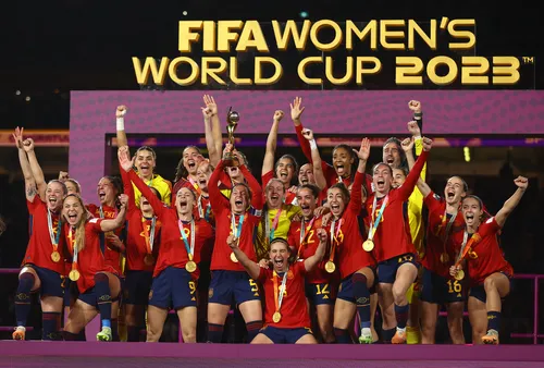
				
					Copa do Mundo Feminina 2027: Globo confirma transmissão de Mundial no Brasil
				
				