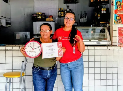 
				
					Crediamigo bate recorde e chega a R$ 10 bilhões aplicados na Paraíba em 27 anos
				
				