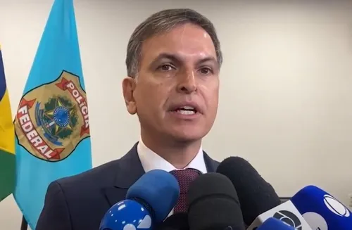 
				
					Delegado Carlos Henrique assume PF na Paraíba e promete reforçar combate ao crime organizado
				
				