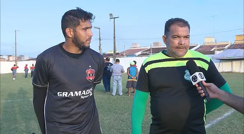 
				
					Dia do Goleiro: relembre os jogadores da posição que marcaram gerações no futebol paraibano
				
				