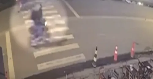 
				
					Dois atropelamentos são registrados em menos de 24h na mesma avenida de Campina Grande
				
				
