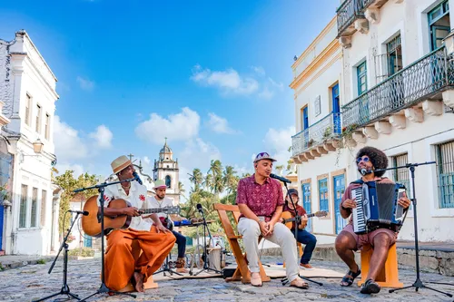 
					São João 2026 de Campina Grande: festa começa nesta quarta e vai contar com 120 shows em 33 dias
				
				