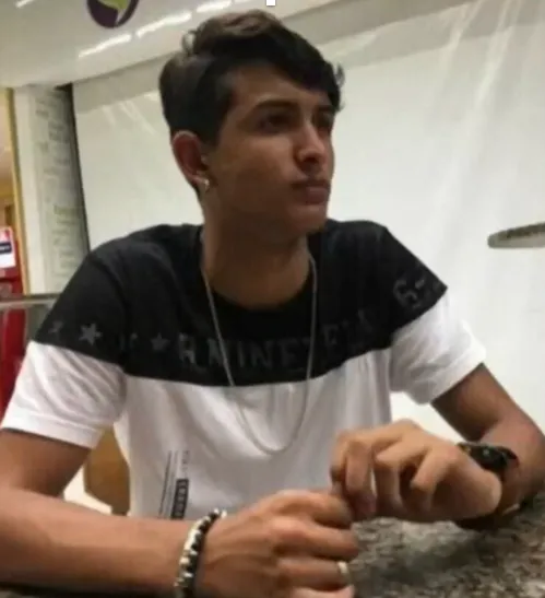 
				
					Dono de bar é condenado por matar ex-funcionário por dívida de R$ 100, em Campina Grande
				
				