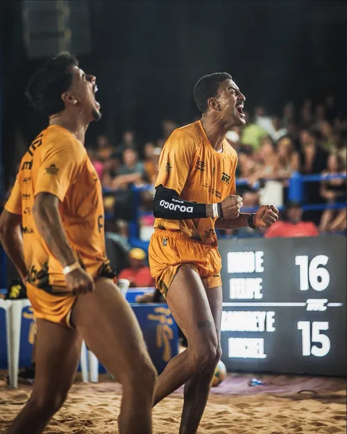 
				
					Duplas Ray/Josy e Sandrey/Michel conquistam títulos na Copa de Futevôlei, em João Pessoa
				
				
