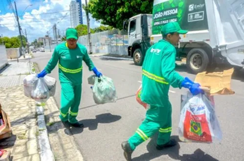 
				
					EMLUR reforça compromisso com eficiência e responsabilidade na limpeza urbana
				
				