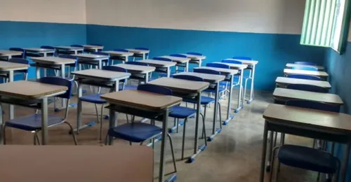 
				
					Educação na Paraíba: 63% concluem ensino médio aos 19 anos, mas 6% dominam Português e Matemática
				
				