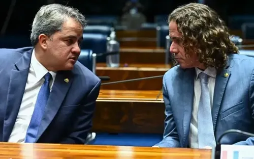 
				
					Efraim e Veneziano assinam CPI do Crime Organizado; instalação será na próxima semana
				
				