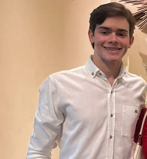 
				
					'Esforço recompensado', relata jovem de João Pessoa que conquistou 1° lugar em medicina na UFPB
				
				