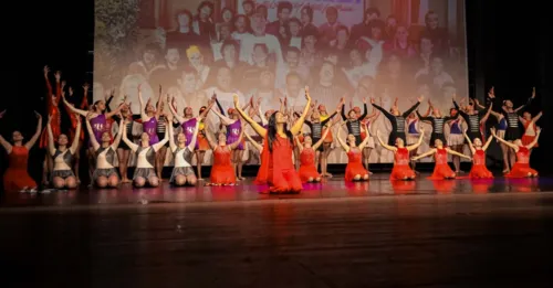 
				
					Espetáculo “O Rei Do Pop” em Campina Grande
				
				