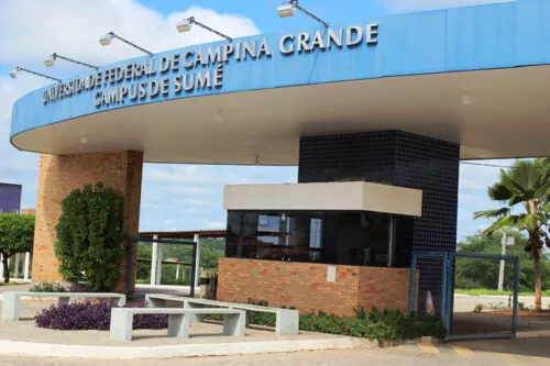
				
					Ex-aluno da UFCG é alvo de operação da PF por suspeita de ameaças a procuradora e professores
				
				