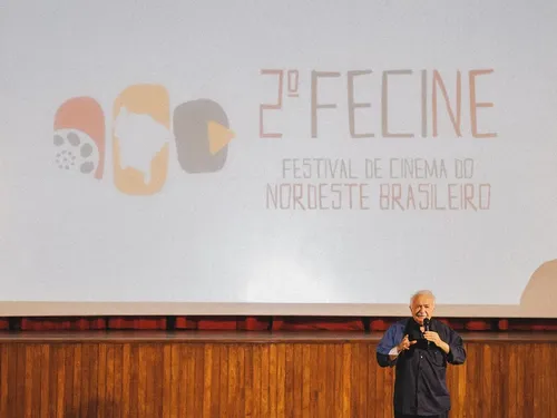 
				
					FECINE em Areia
				
				