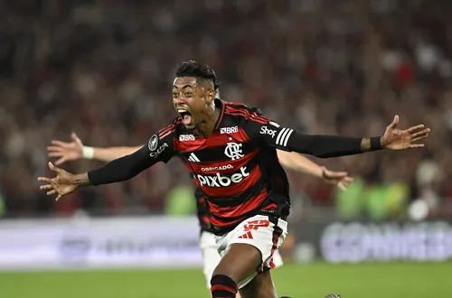 
				
					Flamengo anuncia fim de contrato com a Pixbet e busca novo patrocinador máster
				
				
