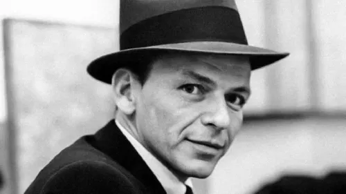 
				
					Frank Sinatra foi o maior cantor popular do século XX
				
				