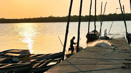 
				
					Governo suspende licença de 23 pescadores na Paraíba por suspeita fraude
				
				