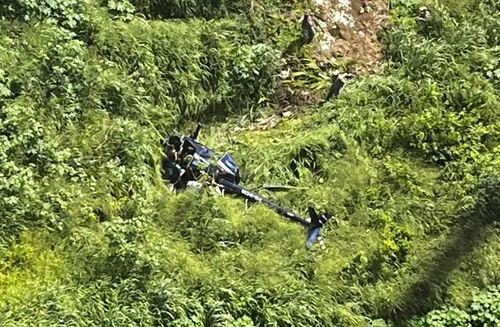 
				
					Piloto de helicóptero que caiu em Campina Grande não tinha habilitação, afirma polícia
				
				