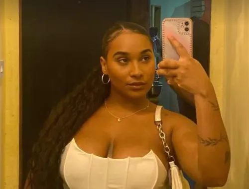 
				
					Homem é condenado a 30 anos por feminicídio de jovem em João Pessoa
				
				