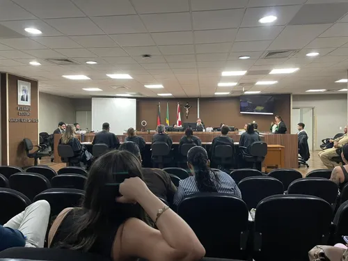 
				
					Homem é condenado por matar gerente de restaurante em shopping de João Pessoa
				
				