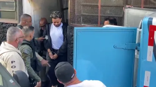 
				
					Hytalo Santos: MPT denuncia influenciador e o marido por trabalho análogo à escravidão
				
				