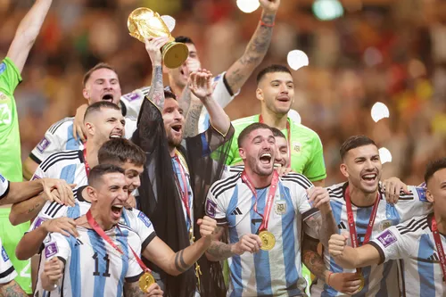 
				
					Sorteio da Copa do Mundo 2026: veja potes, regras e como serão definidos os 12 grupos do Mundial
				
				