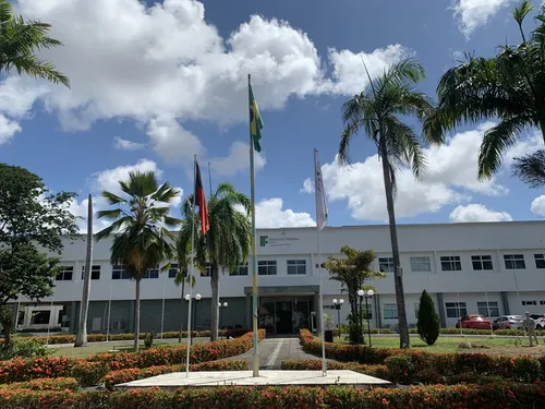 
				
					IFPB abre concurso com salários que ultrapassam R$ 13 mil e oportunidades em diversas áreas
				
				