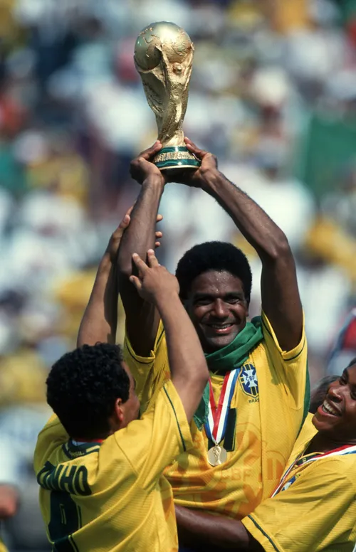 
					Paraibanos na Copa do Mundo: veja a linha do tempo dos jogadores que disputaram o Mundial
				
				