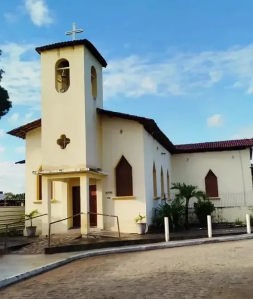 
				
					Igreja histórica demolida por suposto erro de obra pública em João Pessoa segue sem reconstrução
				
				