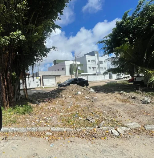 
				
					Igreja histórica demolida por suposto erro de obra pública em João Pessoa segue sem reconstrução
				
				