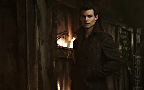 
				
					Imagineland 2025: Daniel Gillies, ator de 'The Vampire Diaries', é confirmado como atração
				
				