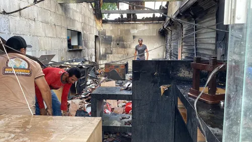 
				
					Incndio atinge tapiocaria no distrito do Caj, em Caldas Brando
				
				