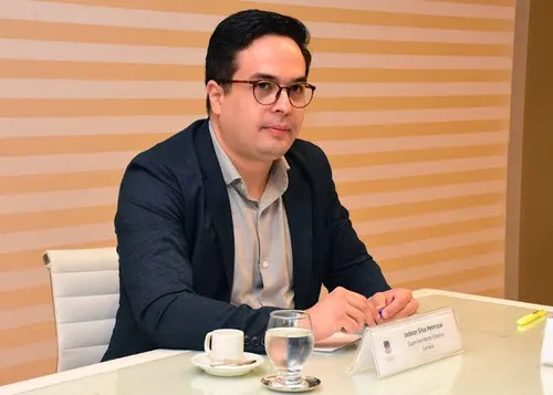 
				
					Indicado por Efraim, superintendente dos Correios deixa cargo na Paraíba; leia nota
				
				