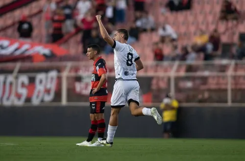 
				
					Ituano x Botafogo-PB: Belo vence a primeira fora de casa na Série C 2025 e encosta no G-8
				
				