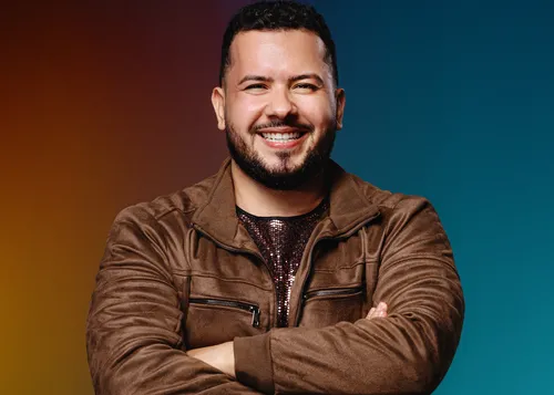 
				
					Estrela da Casa: paraibano Janício é eliminado na semifinal do reality
				
				