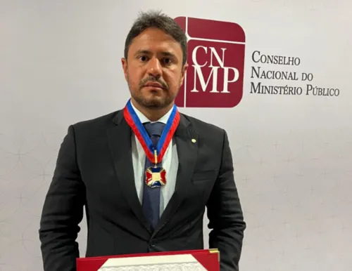 
				
					Governador nomeia Leonardo Quintans como novo Procurador-geral de Justiça da Paraíba
				
				