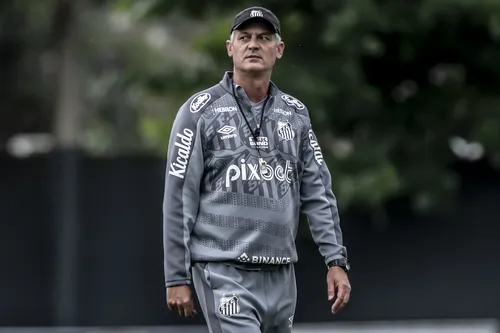 
				
					Lisca no Botafogo-PB: conheça o novo técnico do Belo para 2026
				
				