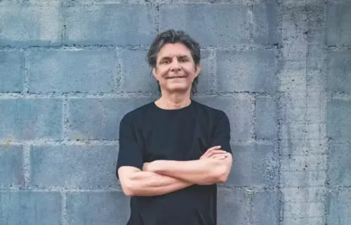 
				
					Lô Borges, fundador do Clube da Esquina, morre aos 73 anos
				
				