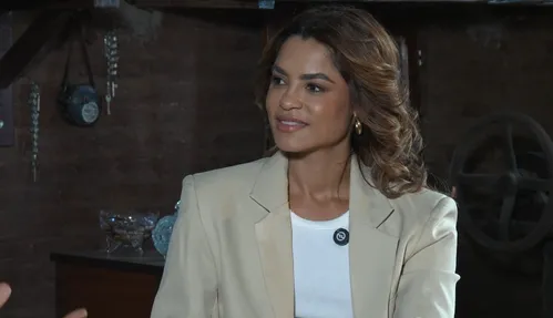 
				
					Lucy Alves anuncia gravao de primeiro projeto audiovisual da carreira em Joo Pessoa; VDEO
				
				